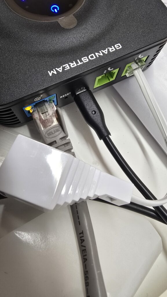 How to Connect a Grandstream HT802 Adapter