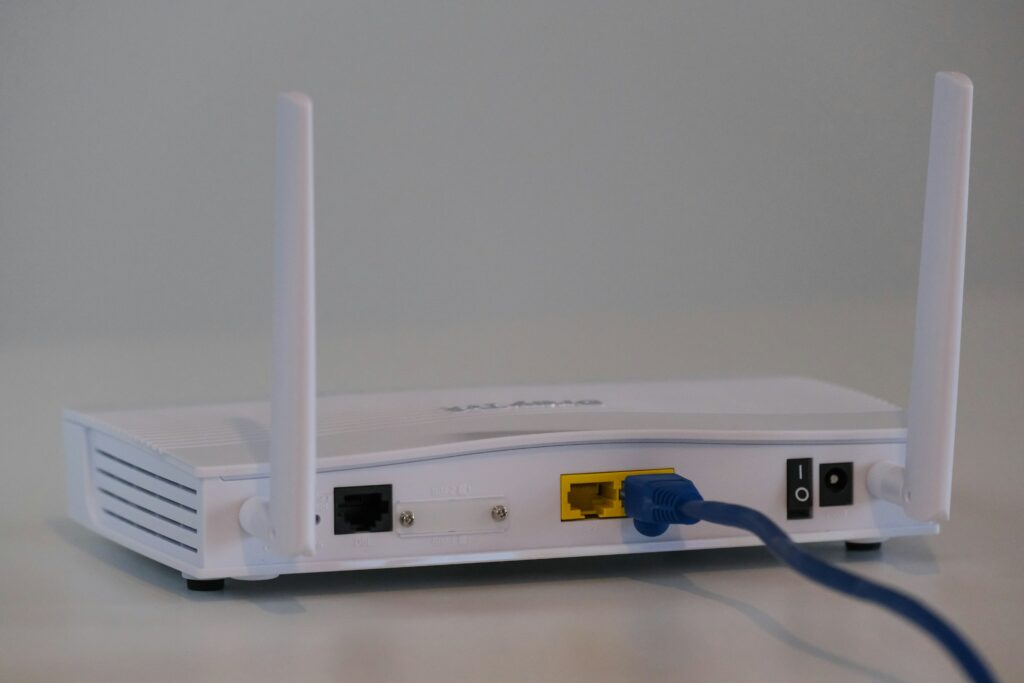 Broadband Providers That Still Do Landlines